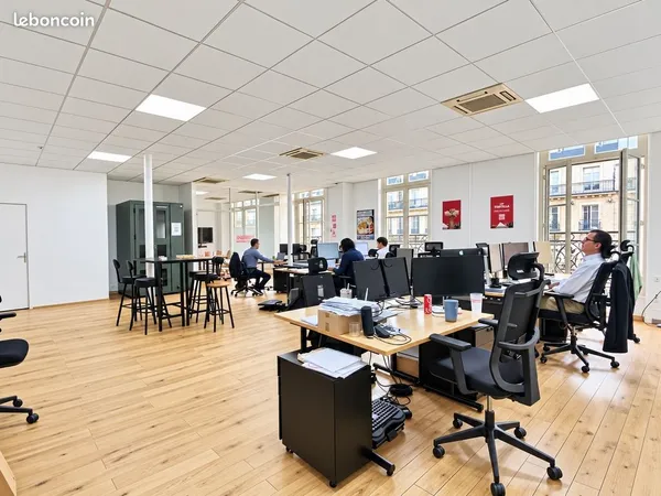 Bureaux 121 m²