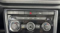 Volkswagen T-Roc 2.0 TDI 150ch Carat 4Motion DSG7 — photo 19