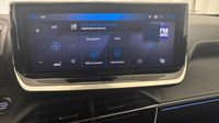 Peugeot 2008 1.2 Hybrid 145ch GT e-DCS6 — photo 18