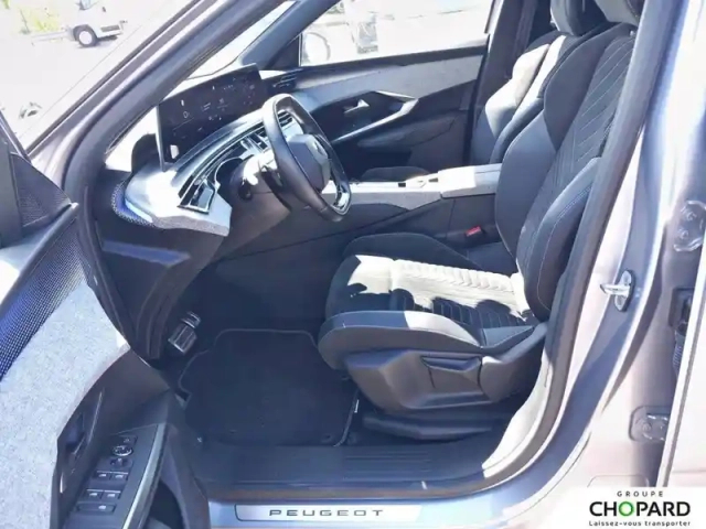 Peugeot 3008 hybrid 136 e-dcs6 — photo 11