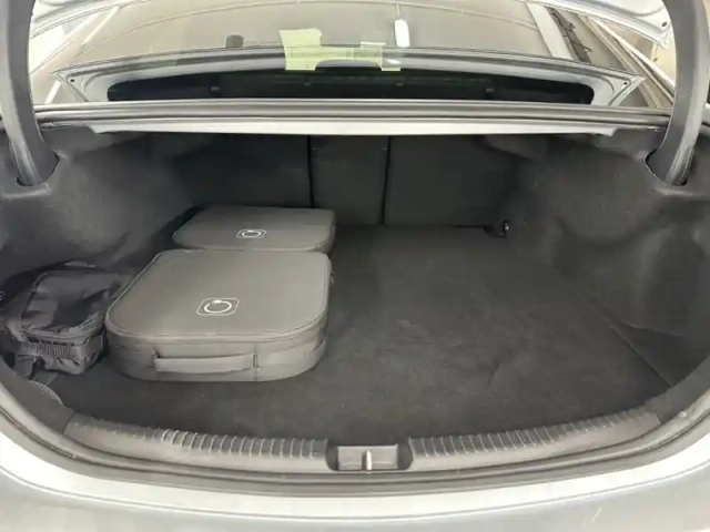 Mercedes Classe C 300 e hybrid eq berli — photo 10