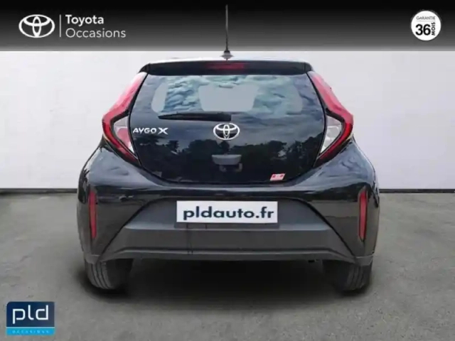 Toyota Aygo x 1.0 vvt-i 72ch dynamic — photo 7