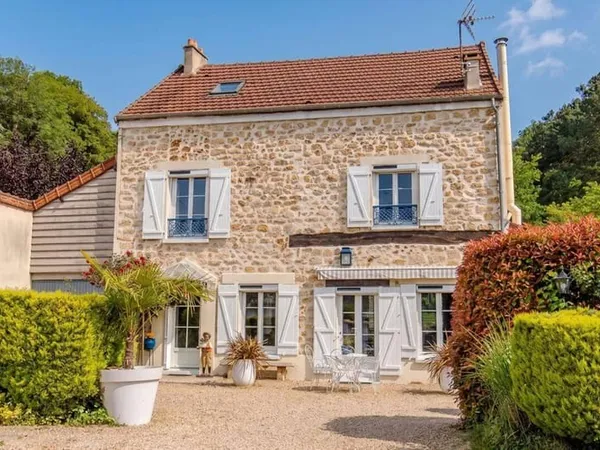 Maison 5 pièces 150 m²