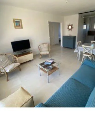 À Vendre Appartement 3 pièces 63 m2 Saint-Raphael Centre-Ville