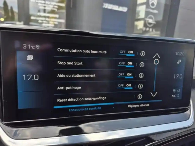 Peugeot 208 ii puretech 130 s&amp;s eat8 gt line — photo 13