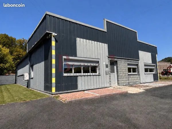 Bureaux, local commercial, entrepôt 249 m² Malemort