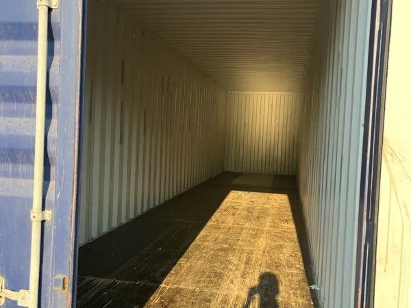 À louer - Conteneur de stockage 40 High Cube (28 m² / 76 m³) - Sécurisé & Étanche