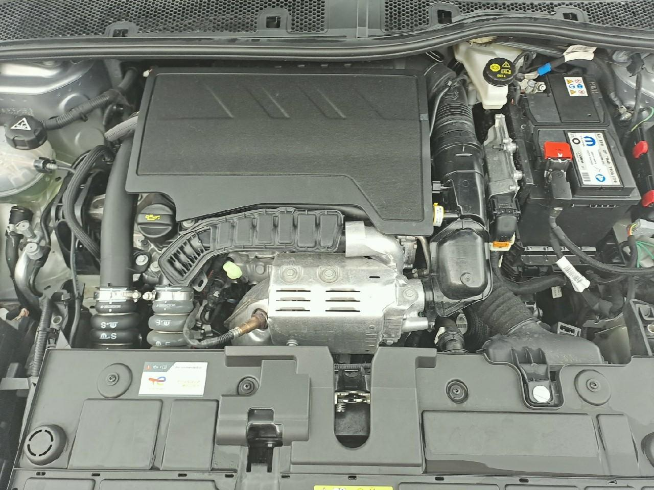 Citroën C4 puretech 130 eat8 max — photo 16