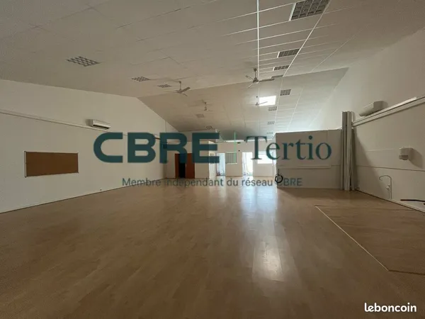 Bureaux 302 m² CHAMBRAY-LES-TOURS