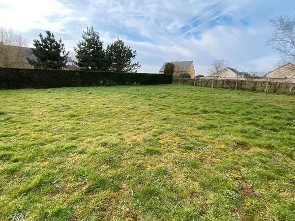 Terrain 902 m²