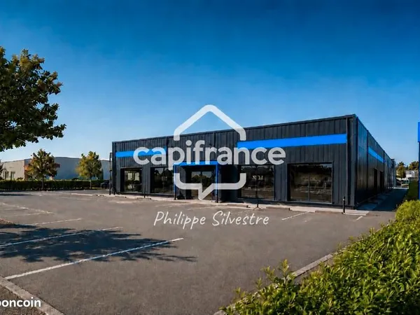 Local commercial 470 m²