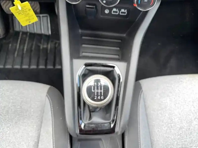 Renault Clio blue dci 100 ch gsr2 — photo 21
