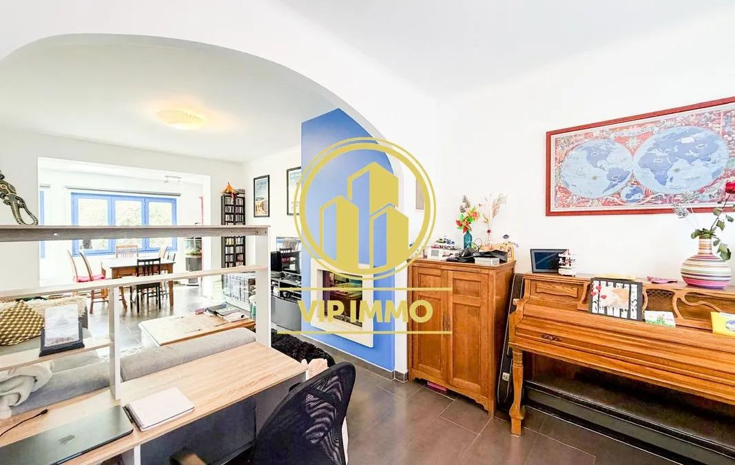 Photo 8