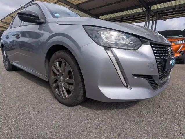 Peugeot 208 puretech 100 s&amp;s bvm6 — photo 1