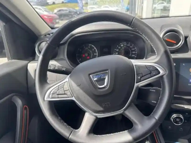 Dacia Duster 1.5 blue dci 115ch prestige 4x2 — photo 8