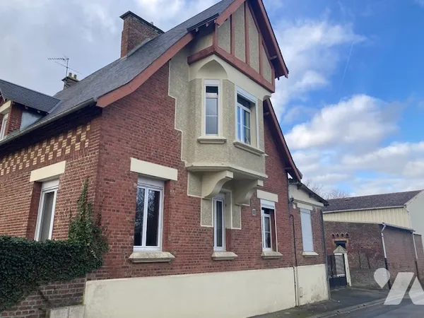 Maison 10 pièces 250 m²