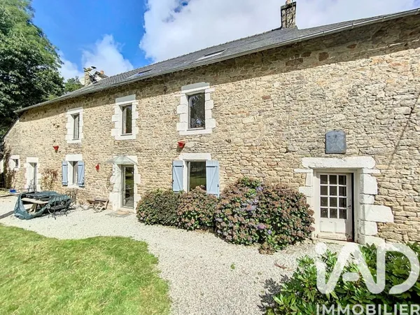 Maison 7 pièces 226 m²