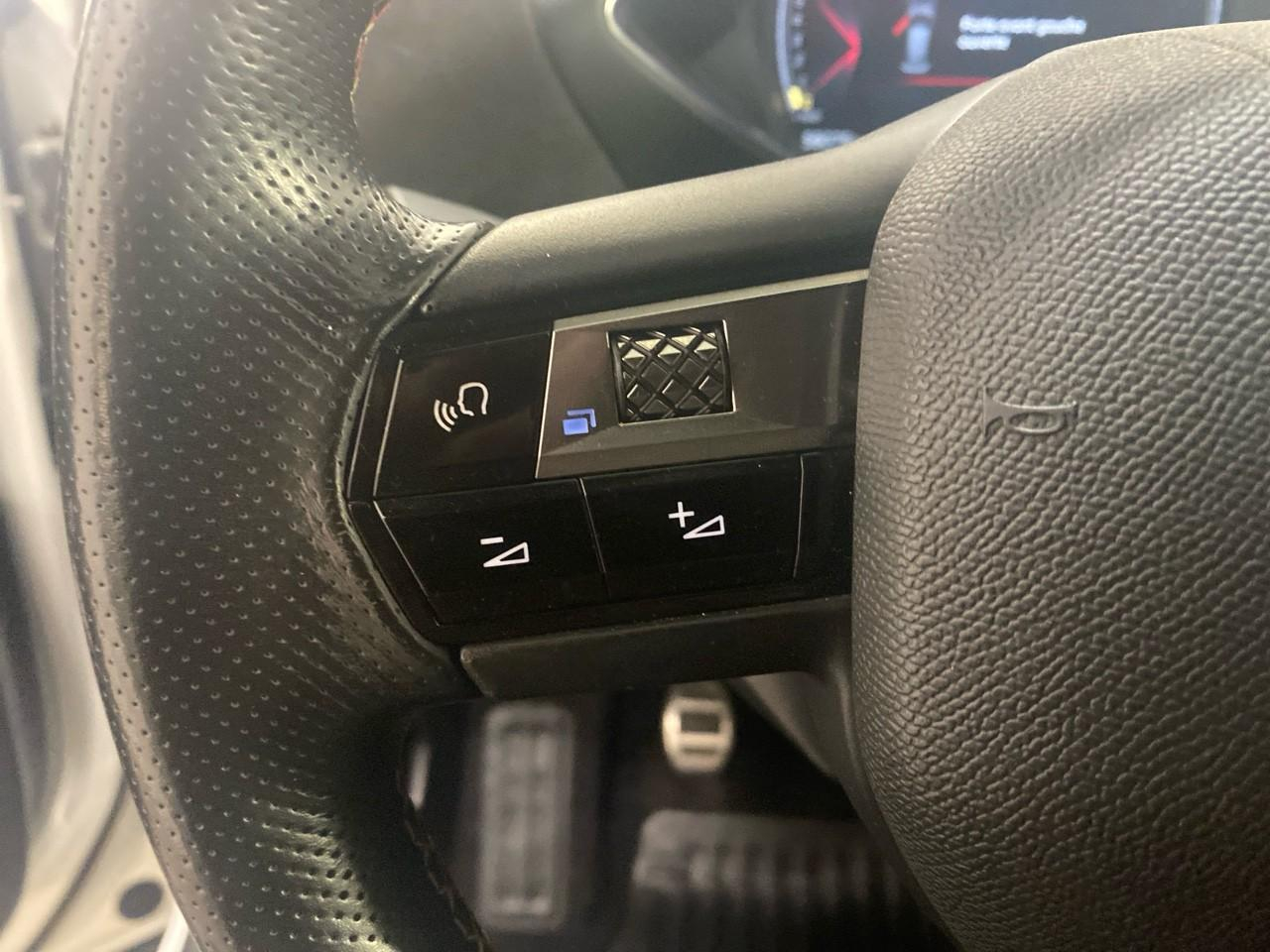 Ds Ds 3 crossback puretech 100 bvm6 performance line — photo 19