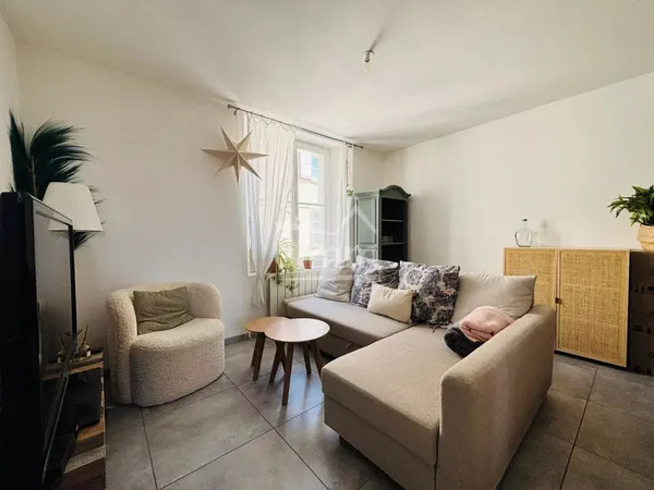 Appartement T3 rénové avec balcon à Sisteron