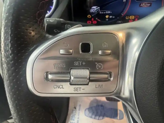 Mercedes Gla 200 d amg line — photo 13