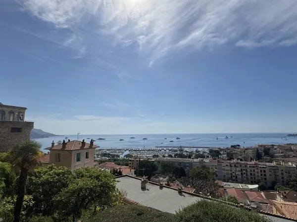 À VENDRE - 4 PIÈCES - 195m2 - VUE PANORAMIQUE - BEAULIEU SUR MER