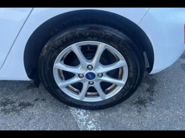 Ford Fiesta 1.1 75ch titanium business 5p — photo 13