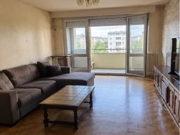 Bel appartement 4 pièces - 76 m² avec balcon, cave et parking