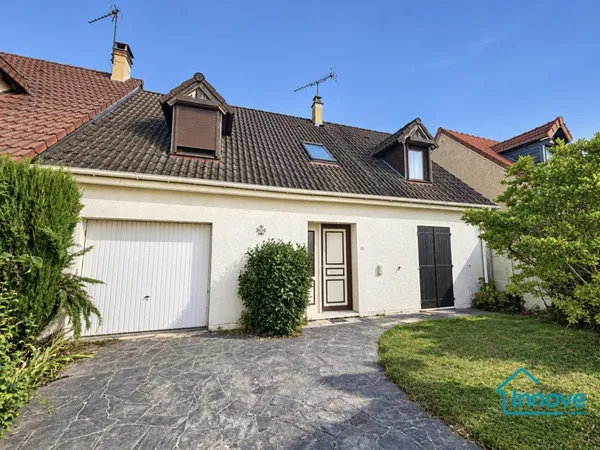 Vends maison traditionnelle - 102.67 m² - 5 pièces, 3 chambres - Les Clayes-sous-Bois 78340