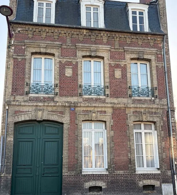 Photo 1