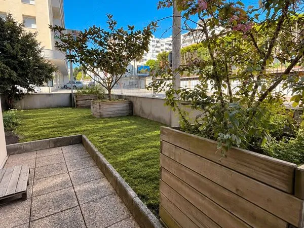 Studio 1 pièce 18 m²