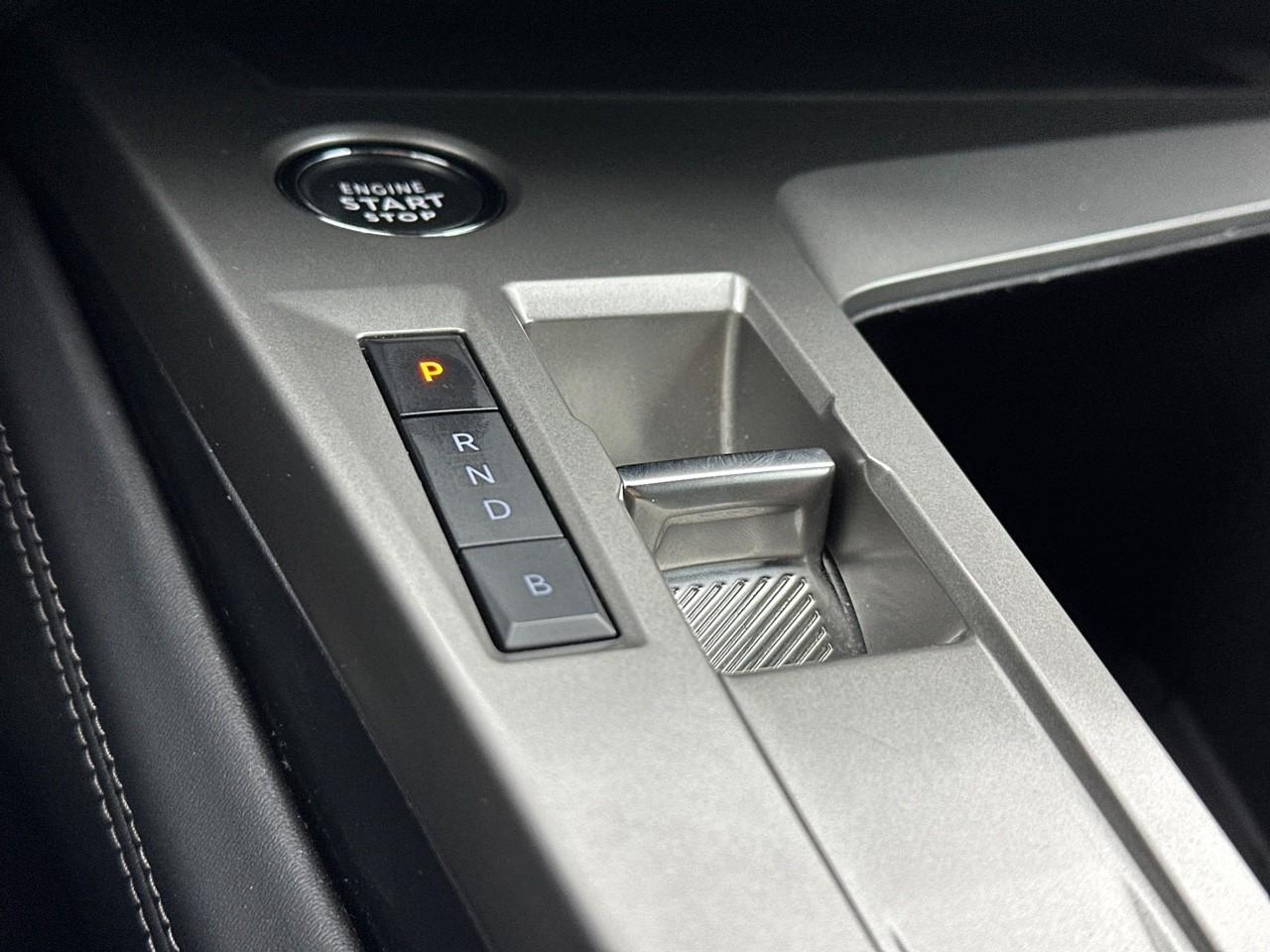 Peugeot 308 electrique 54 kwh 156ch gt — photo 29