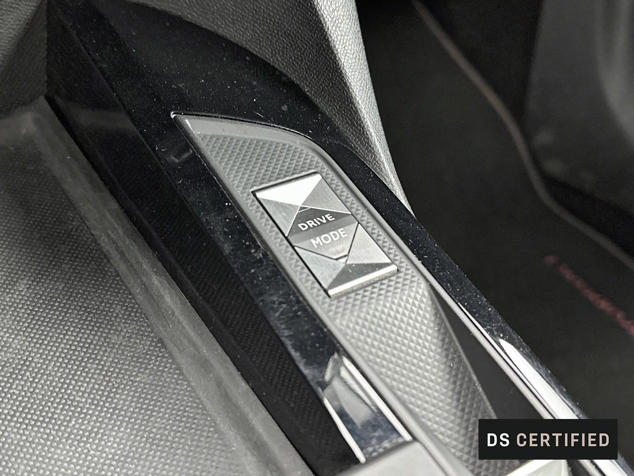 Ds Ds 3 crossback e-tense performance line+ — photo 32