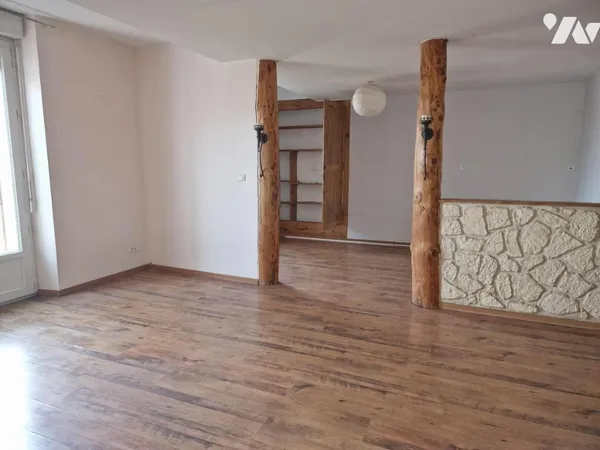 Immeuble 254 m²