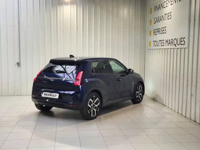 Renault 5 renault  e-tech electrique 10 ch autonomie confort — photo 3