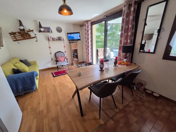 Studio 1 pièce 28 m²