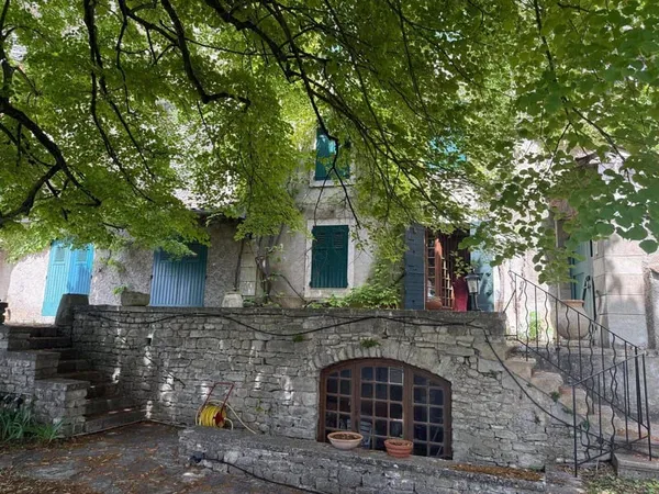 Maison 6 pièces 194 m²