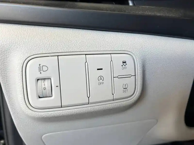 Hyundai I20 1.0 t-gdi 100 dct-7 hybrid 48v — photo 23
