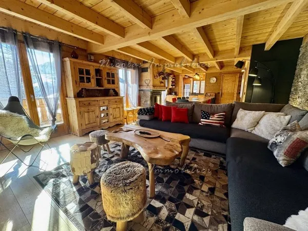 Chalet 6 pièces 150 m²