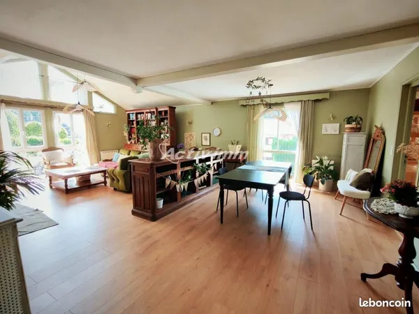 Maison 8 pièces 173 m²