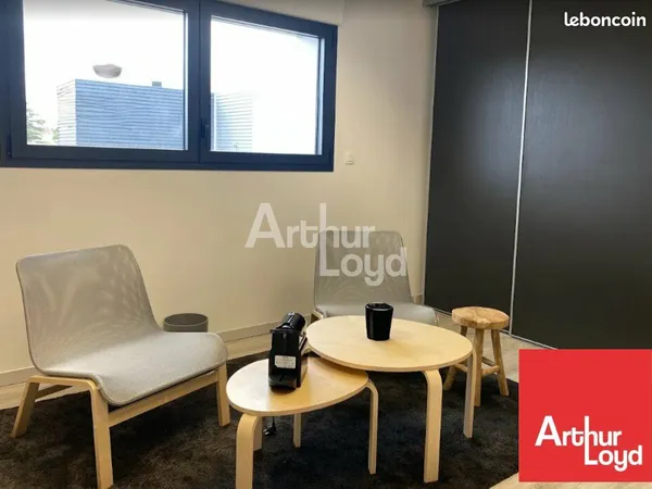 Bureaux 100 m² NIORT