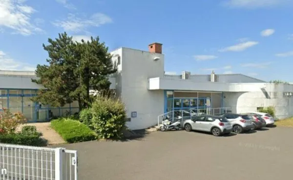 BUREAUX 1272 m² CLERMONT FERRAND
