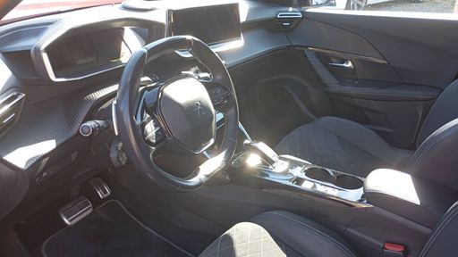 Peugeot 2008 1.2 Puretech 155 EAT8 - Gt Pack – 2022 – 52249 km – Essence – Boîte Automatique — photo 40