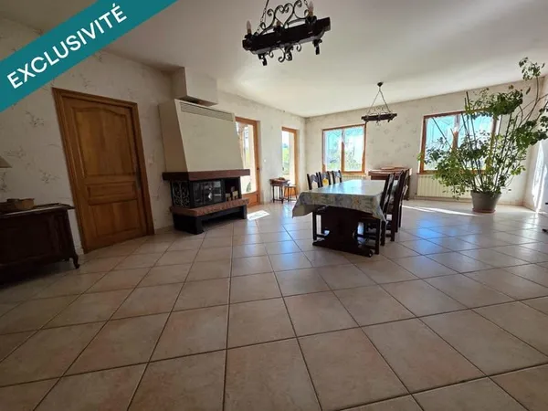 Maison 160m2 avec dépendances et terrain