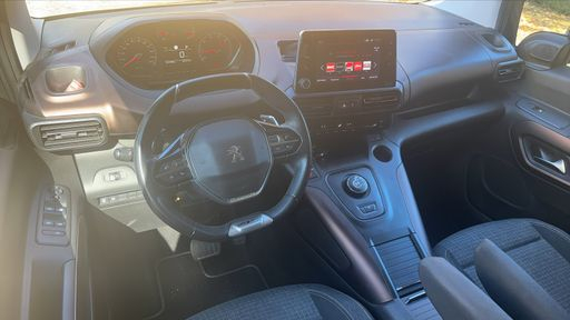 Peugeot Rifter Long 1.5 BlueHDi 130 EAT8 - GT Line – 2020 – 92688 km – Diesel – Boîte Automatique — photo 14