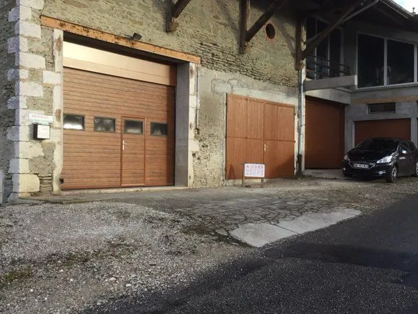 Garage et parking Location Seyssel 60m² 450€