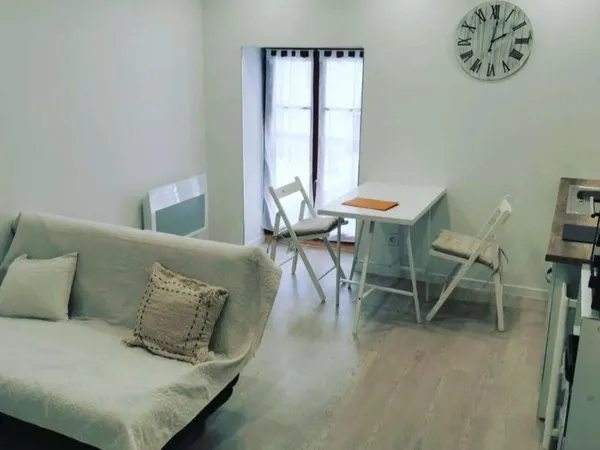 Location T2 meublé 47 m²