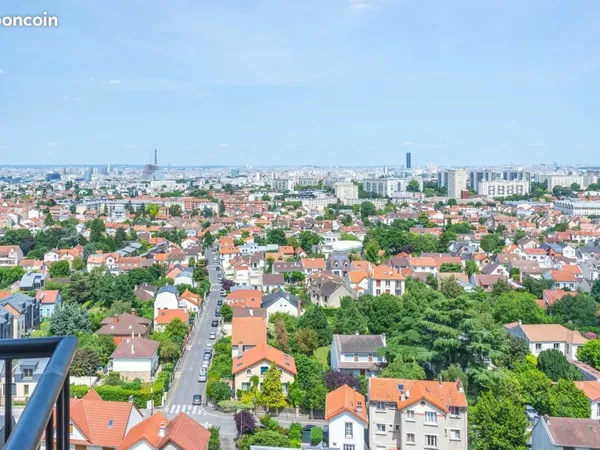 Coup de coeur - Dernier étage avec vue panoramique sur tout Paris