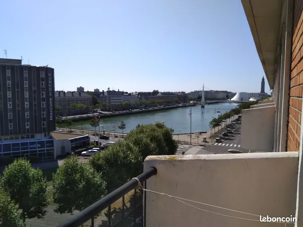 Appartement T3 70 m² en centre-ville