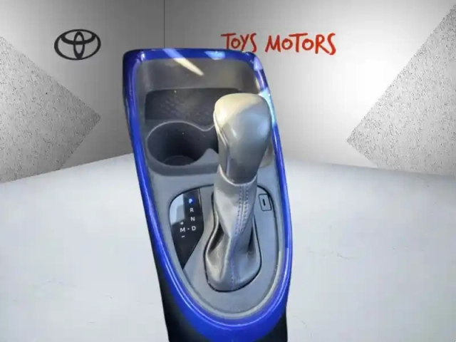 Toyota Aygo 1.0 s-cvt 72 design — photo 11