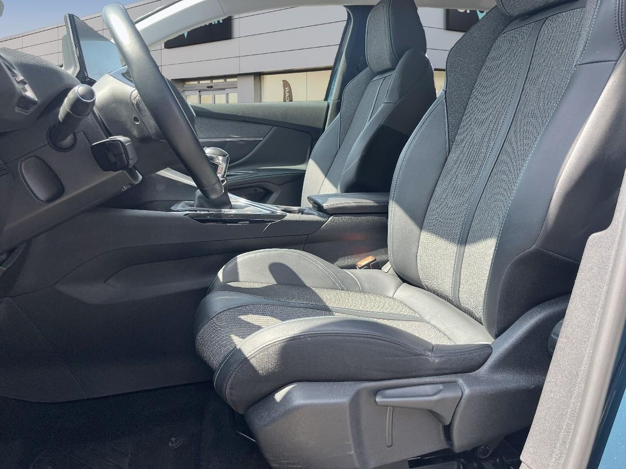 Peugeot 5008 puretech 130ch s&s bvm6 allure pack — photo 9
